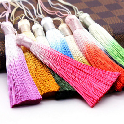 4gab 9,5 cm garuma gradienta krāsa ar bārkstīm pušķi Kulonu pakaramais apģērbam Skatuves kleita Aizkaru festivāla dekorācijas aksesuāri