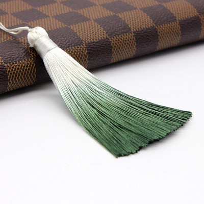 4gab 9,5 cm garuma gradienta krāsa ar bārkstīm pušķi Kulonu pakaramais apģērbam Skatuves kleita Aizkaru festivāla dekorācijas aksesuāri