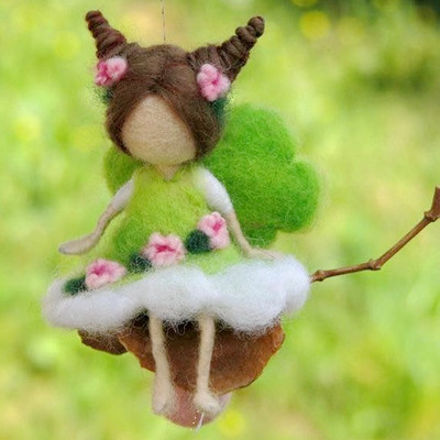 Pok Pok Le vilnas filca materiāla maisiņš, ar rokām darināts lelles feja, rokām darināta automašīnas piekarināmā materiāla soma Genie sniedz atslēgu piekariņu pamācību