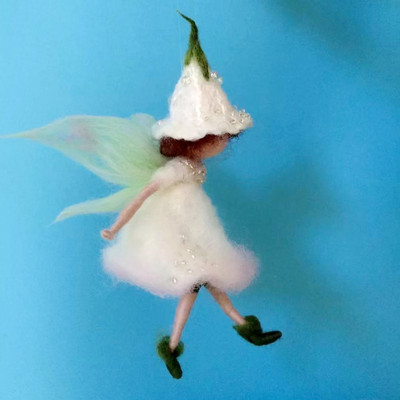 Pok Pok Le vilnas filca materiāla maisiņš, ar rokām darināts lelles feja, rokām darināta automašīnas piekarināmā materiāla soma Genie sniedz atslēgu piekariņu pamācību