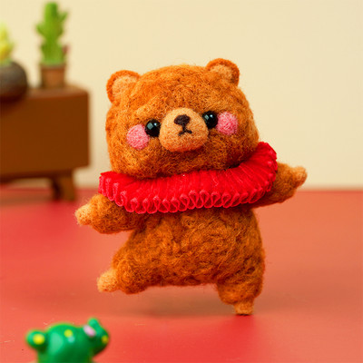 KRABALL jauks dzīvnieku baleta vilnas filcēšanas materiālu iepakojums, lelles rotaļlieta ar rokām darināta rokdarbu adatu filcēšanas komplekts, kas nav pabeigts.