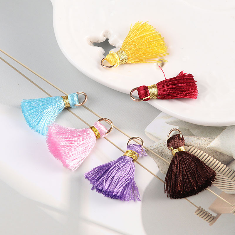 2 cm gredzens, piekārts, mirdzošs, vītnes gala virves bārkstis pušķis aizkariem, apģērba rotājumi, atslēgu piekariņi, amatniecības piederumi, 10 gab.