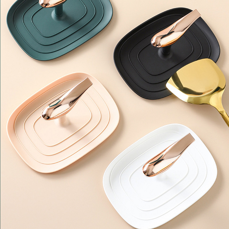 Plastmasas karotes paliktnis bez perforatora Daudzfunkcionāls katla vāka atbalsts Viegli tīrāms virtuves plīts Sakārtots turētājs Praktisks virtuves sīkrīks