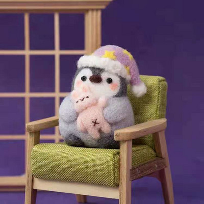 Pingvīns Radošums Vilnas filcs Diy Lelle Kulons Lelle Dāvanu Aksesuāri Materiālu komplekts Kawaii Roku darbs Amatniecības dūriens Vilnas filca dāvana