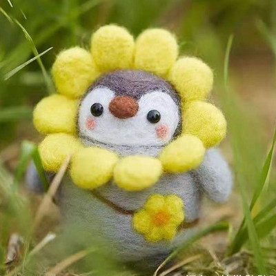 Pingvīns Radošums Vilnas filcs Diy Lelle Kulons Lelle Dāvanu Aksesuāri Materiālu komplekts Kawaii Roku darbs Amatniecības dūriens Vilnas filca dāvana