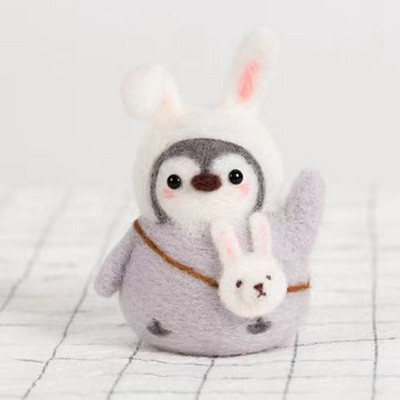 Pingvīns Radošums Vilnas filcs Diy Lelle Kulons Lelle Dāvanu Aksesuāri Materiālu komplekts Kawaii Roku darbs Amatniecības dūriens Vilnas filca dāvana