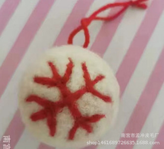 DIY Ziemassvētku eglītes rotājuma bumba Vilnas filcs Sniegpārsla Ziemassvētku eglītes rotājuma bumba Maza kulonu bumbiņas Ziemassvētku Polistirols