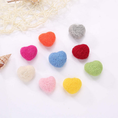 Rankų darbo adatos vilnos veltinio širdelės kalėdinis pakabinamas dekoras Namų vakarėlis pasidaryk pats Papuošalai Plaukų aksesuarai Pakabukai 1vnt