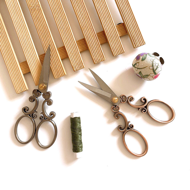 Nerūsējošā tērauda vintage šķēres šūšanas audumu griezējs izšūšanas šķēres drēbnieks šķērveida diegu šķēres instrumenti šūšanas šķērēm