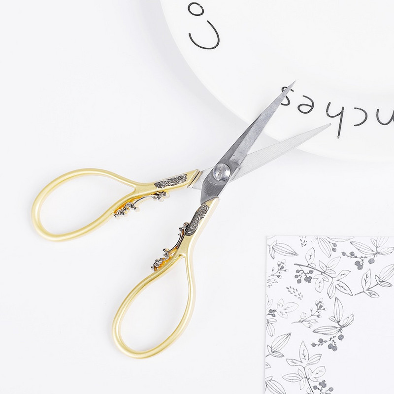 Augstas kvalitātes Eiropas krustdūrienu retro vintage antīkās šūšanas šķēres, rokdarbi, mājsaimniecības auduma griezuma šķēres