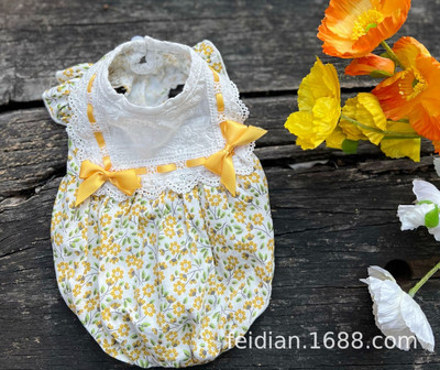 Saldi apdrukāti suņu kaķu apģērbi Mīkstas kokvilnas vasaras meitenes mājdzīvnieku tērps maziem suņiem Čivavas mopsis kucēnu mētelis Suņu aksesuāri