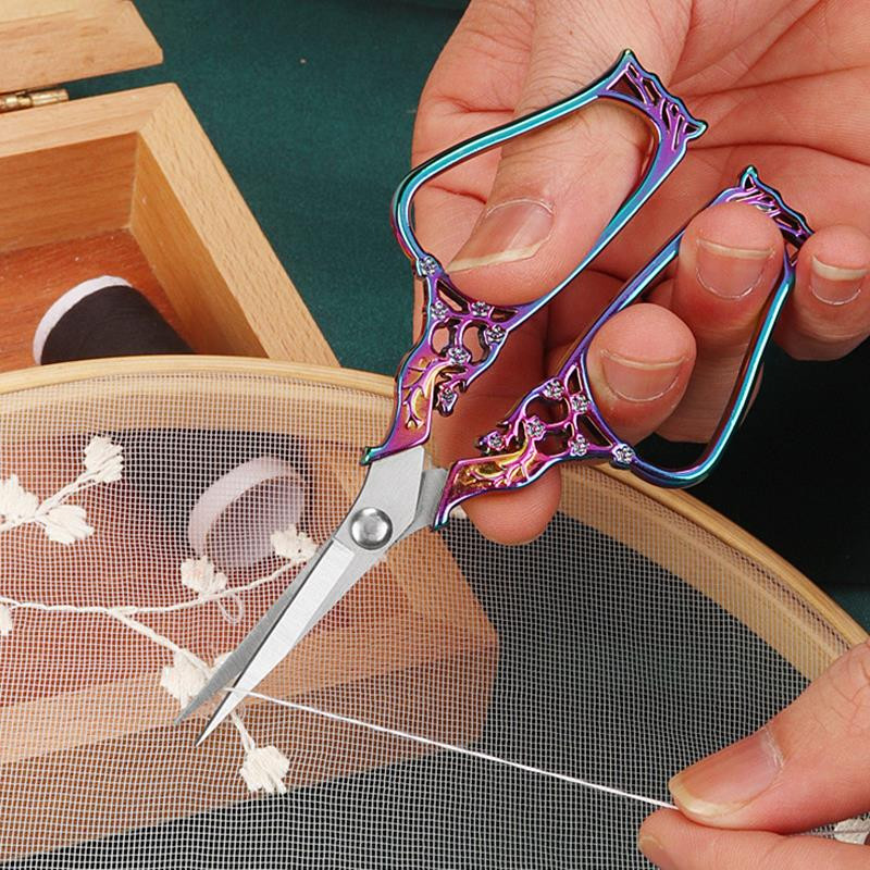 Vintage Eiropas stila izšuvumi Šūšanas Šķēres Tailor Šķēres auduma izšūšanai Rokdarbi Pudele Plūmju Šķēres Šūšana