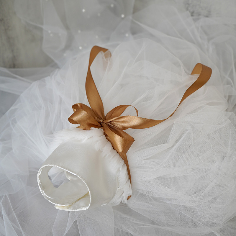 Летни кучета Сватбена рокля Облекло за домашни любимци Рокля на принцеса Дрехи за кучета Малък костюм Френски булдог Бяла момичешка пола