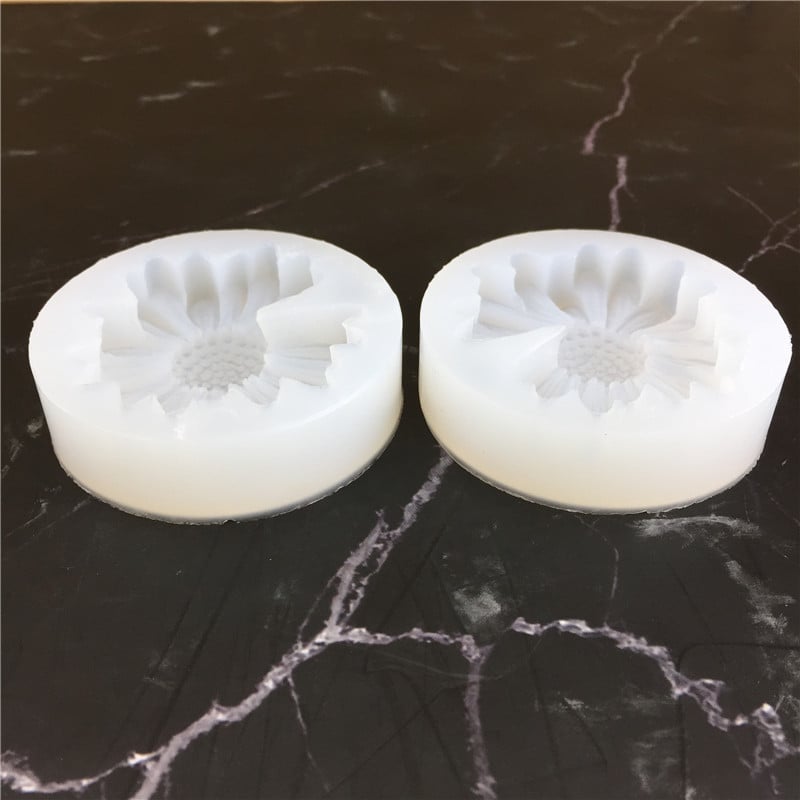 Margrietiņa aromātiskā svece margrietiņa silikona sveču veidņu skārda alumīnija kastīte sveču izgatavošanas komplektam DIY ziedu ar rokām darināta sveču veidne