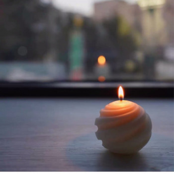 Въртяща се планета Силиконови свещи Мухъл 3D спираловидна резба Топка Консумативи за правене на свещи Направи си сам Творчески артефакт Смола Гипс Комплект сапун