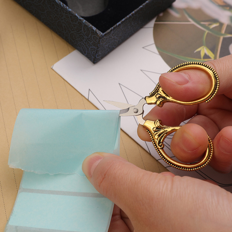 SHWAKK väikesed roostevabast terasest õmbluskäärid koos rätsepakääridega tupsõrmmik DIY vintage tikandikääride jaoks