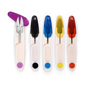 U formas šķēres ar plastmasas vāciņu, drošības daudzfunkcionālās šūšanas šķēres, diegu dzijas griešanas krustdūriens mājas rokdarbu šķēres