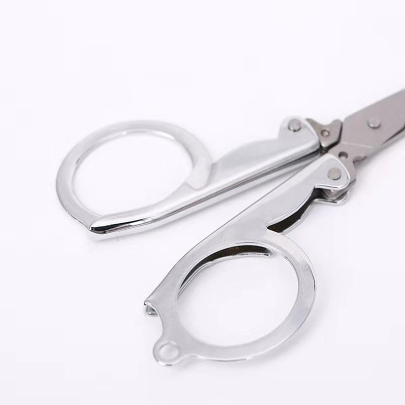 1 tk kaasaskantavad kokkupandavad minikäärid välistingimustes kokkupandavad reisiõmbluskäärid Keermelõikamiseks võtmehoidja kaunistuseks isetegemise vidinad