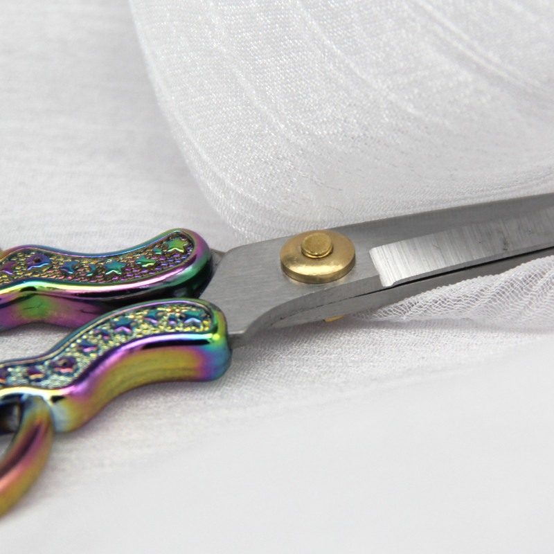 Retro rätsepa käärid ristpistes antiiksed vintage käärid niidid tikandid kääriõmblused kodumajapidamises käsitööks õmblemiseks