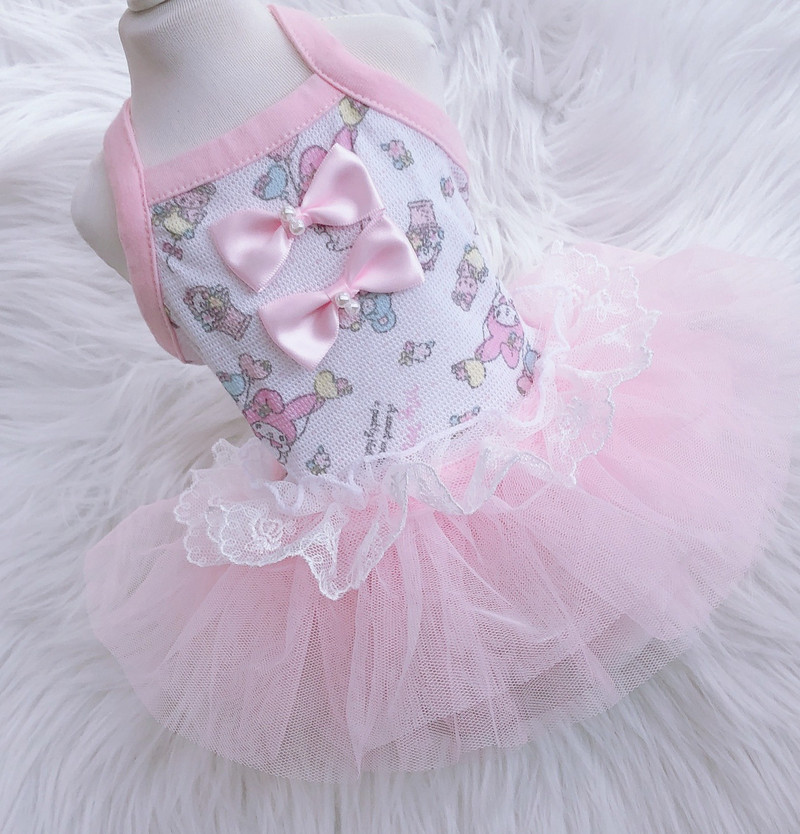 Jauna puķaina suņa kaķa kleita Tutu Sakura Mežģīņu dizains Mājdzīvnieku kucēnu ballītes svārki Pavasara/vasaras apģērbi, 5 izmēri