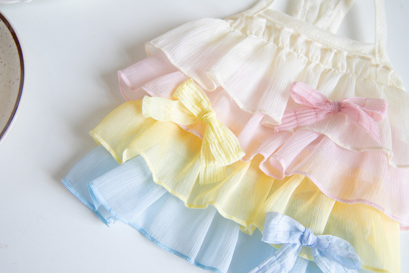 Forever Pet Town Rainbow Šifona kūka Kārtaini suņu svārki Mājdzīvnieku kaķu suņu rotaļu svārki Japāņu korejiešu modes mājdzīvnieku apģērbi kucēna kleita