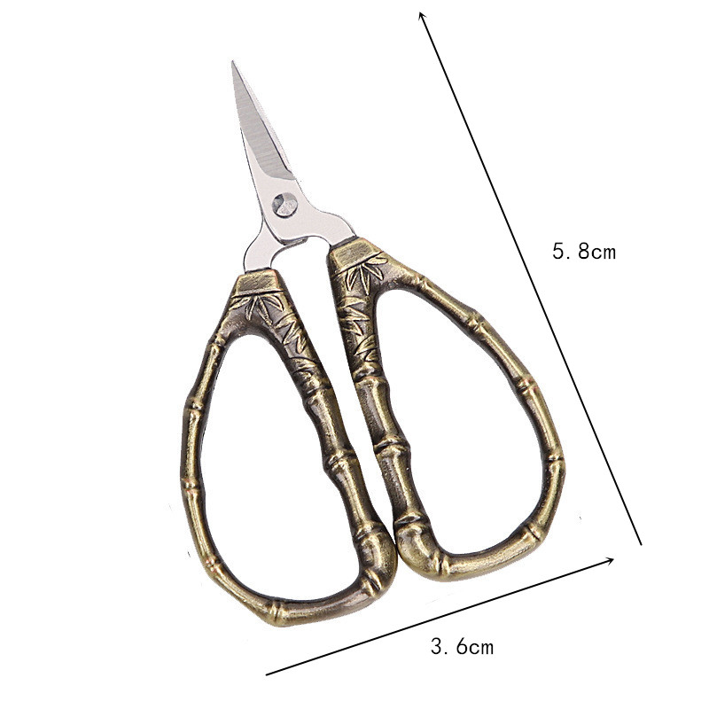 Augstas kvalitātes dzelzs kastes iepakojums nerūsējošā tērauda amatniecības šķēres Augstas kvalitātes retro zelta mini šūšanas šķēres krustdūriena šķēres
