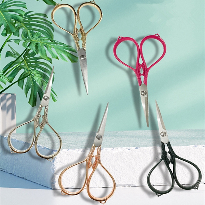 Retro Zakka Šujmašīna Vintage Šķēres Izšūšana Krustdūriens Audums Drēbnieka kopšana DIY Rokdarbi Dūrienu Diegi Šķēres