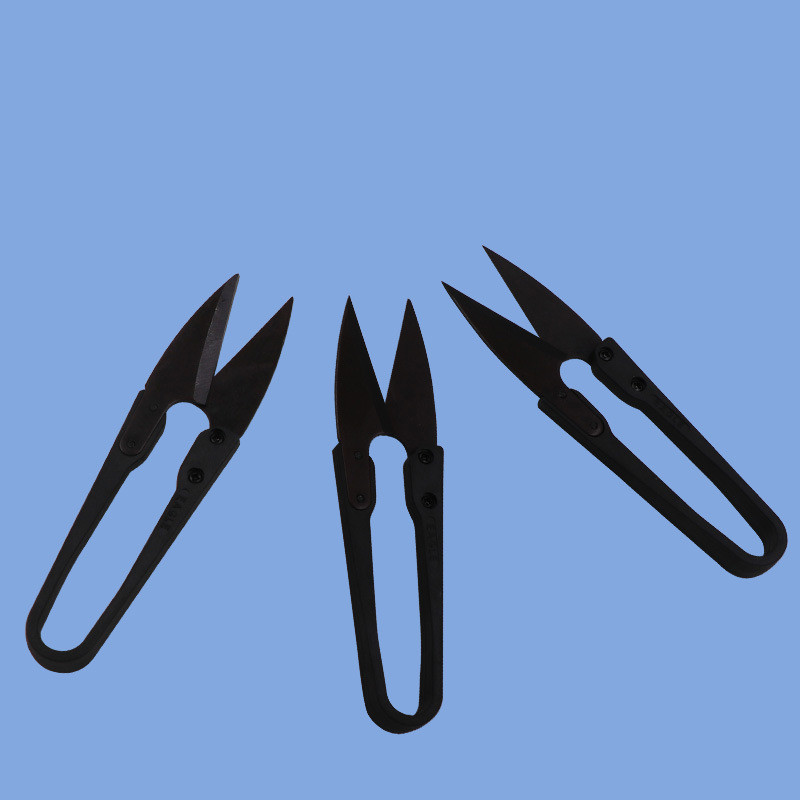 Melnas pretrūsas šūšanas šķēres Plastmasas rokturis Daudzfunkcionāls drēbnieks Metāla asmeņu knaibles U formas grieznes Rokdarbu instrumenti
