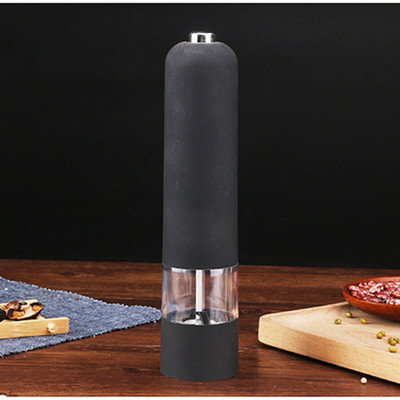 1 gabals Piparu dzirnaviņas Elektriskā piparu dzirnaviņas Sāls Garšaugi Garšaugu trauki Mājas virtuve Sāls un piparu dzirnaviņas Grilēšanas rīki