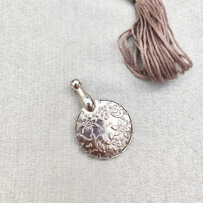 Vintage metallist õmblusniidi lõnga lõikaja ripatsitarvikud tikandid isetegemise tööriist Antiikpronks käsitöö õmblustööriistad