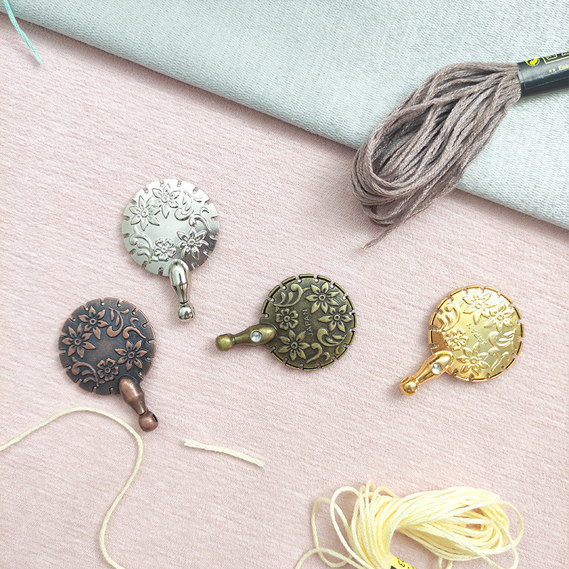 Vintage metallist õmblusniidi lõnga lõikaja ripatsitarvikud tikandid isetegemise tööriist Antiikpronks käsitöö õmblustööriistad