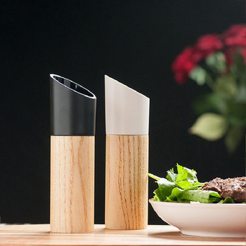 Ергономично проектирана дървена мелничка за пипер за готвене с дълъг живот