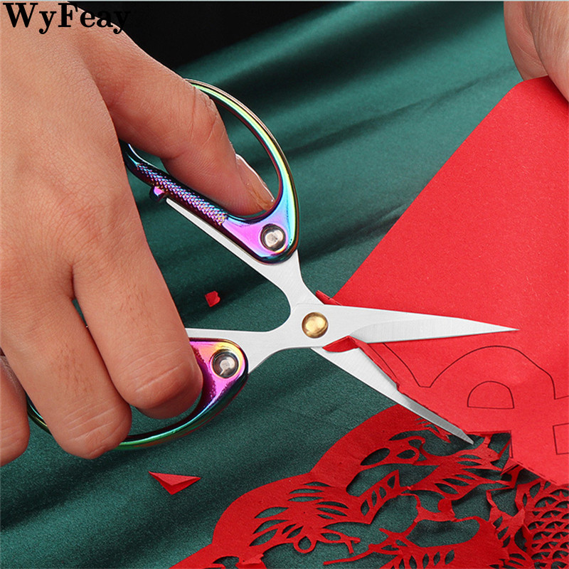 Väändunud peaga tikandid käärid näputööks Niidi lõikamiseks Vintage väikeste kääridega õmbluskangas Ristpistes käsitöötööriistad