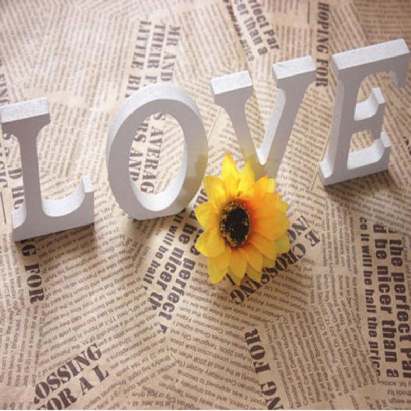 8 CM balti koka burtu alfabēts kāzu dzimšanas dienas ballītei mājas dekorēšanai DIY sienas durvju dekorēšanai personalizēta vārda dizaina vēstule