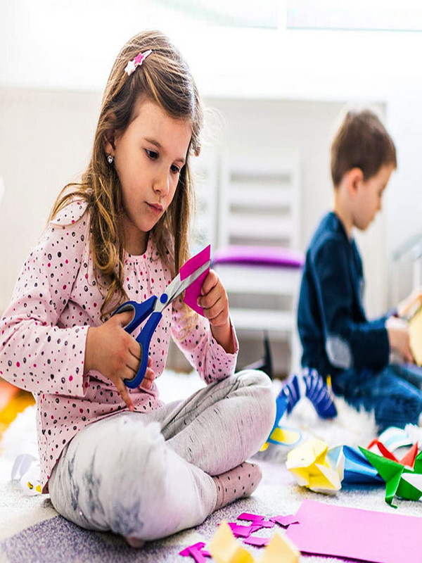 Roostevabast terasest käärid, professionaalsed õmbluskäärid, kanga lõikamine, ristpistes paber, dekoratiivsed õmblustööriistad