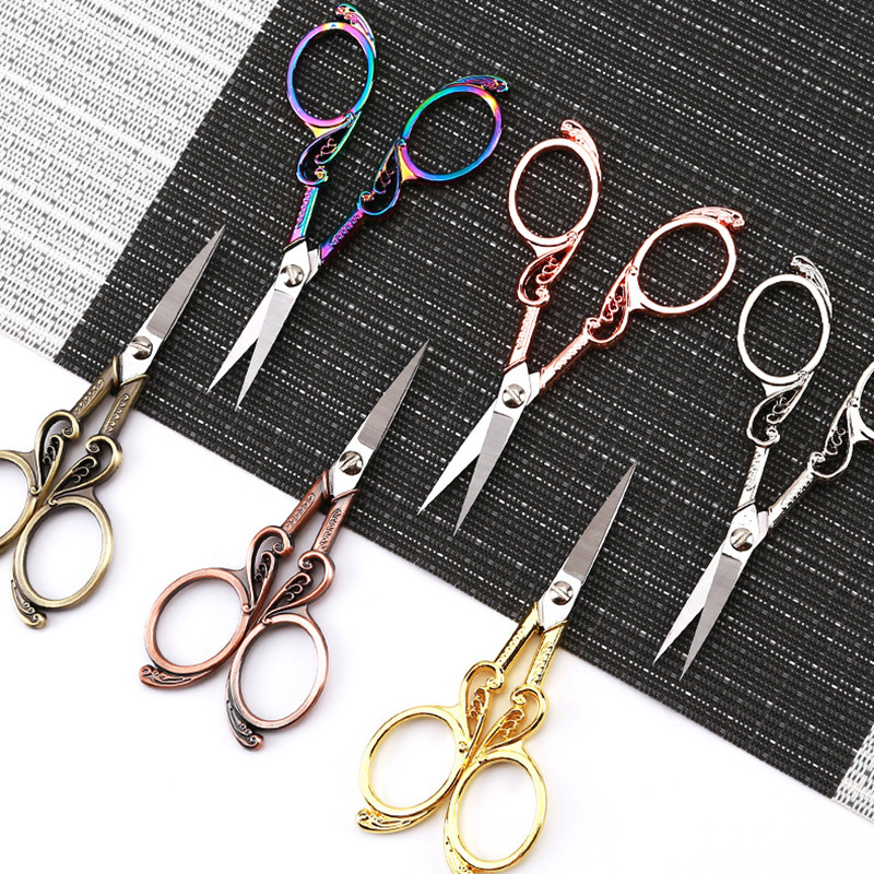 Tikandid Vintage väikesed käärid õmblemine õngenööri käärid näputöö õmblustööriistad plastikust käepide näputöö käärid