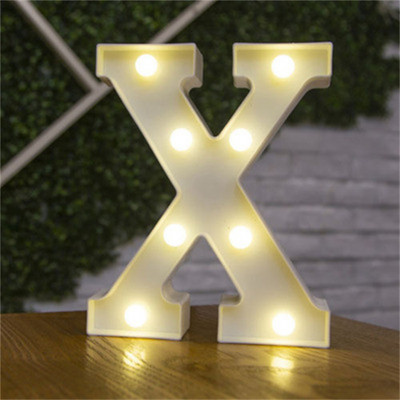 Tähed Dekoratiivne tähestik LED-öötuled Helendavad numbrid Patareilambi sisekujundus kodukaunistuseks sõbrapäeva pulmapidu