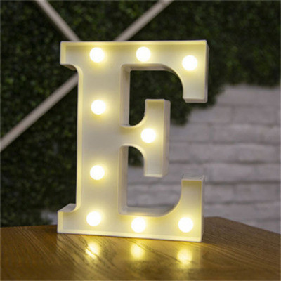 Tähed Dekoratiivne tähestik LED-öötuled Helendavad numbrid Patareilambi sisekujundus kodukaunistuseks sõbrapäeva pulmapidu