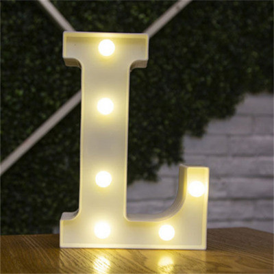 Tähed Dekoratiivne tähestik LED-öötuled Helendavad numbrid Patareilambi sisekujundus kodukaunistuseks sõbrapäeva pulmapidu