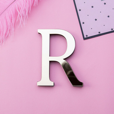 Auksiniai 3D veidrodiniai raidžių sieniniai lipdukai, skirti logotipui pavadinimas Vestuvės meilės raidės „pasidaryk pats“ abėcėlė Anglų sienų dekoro freska Namų dekoravimas