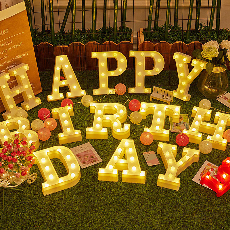 Alfabēta burtu LED gaisma Gaismas ciparu gaisma personalizēti burti Gaiši kāzu dzimšanas dienas svinības Mājas guļamistabas mājas dekorēšana