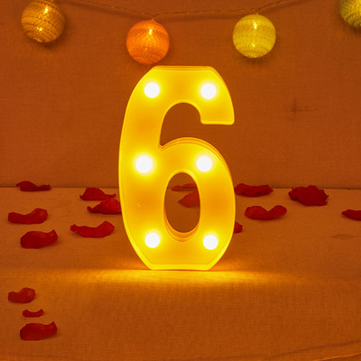 Ukrasna LED svjetleća slova s brojevima Bijela plastična nadstrešnica Svjetla s brojevima Znak Party Wedding Decor Broj na baterije