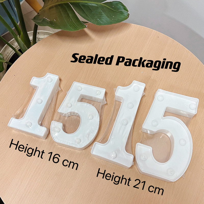 Dekoratiivsed LED-valgustid numbritähed, valged plastist telginumbrid
