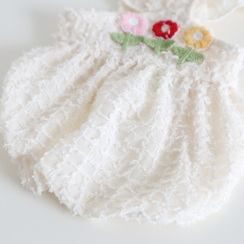 Vasaras jauns izšuvums Zieds Šifons Lidojošs piedurkņu svārki Saldi suņu apģērbi Mājdzīvnieku kaķu svārki Modes Princeses svārki Suņa kostīms