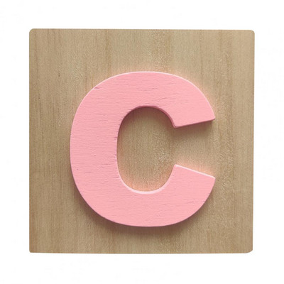 Modes koka bloki Priedes koka burtu bloki, bez skrāpējumiem, brīvi stāvošs agrīnās izglītības burtu bloks