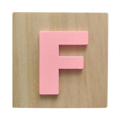 Modes koka bloki Priedes koka burtu bloki, bez skrāpējumiem, brīvi stāvošs agrīnās izglītības burtu bloks