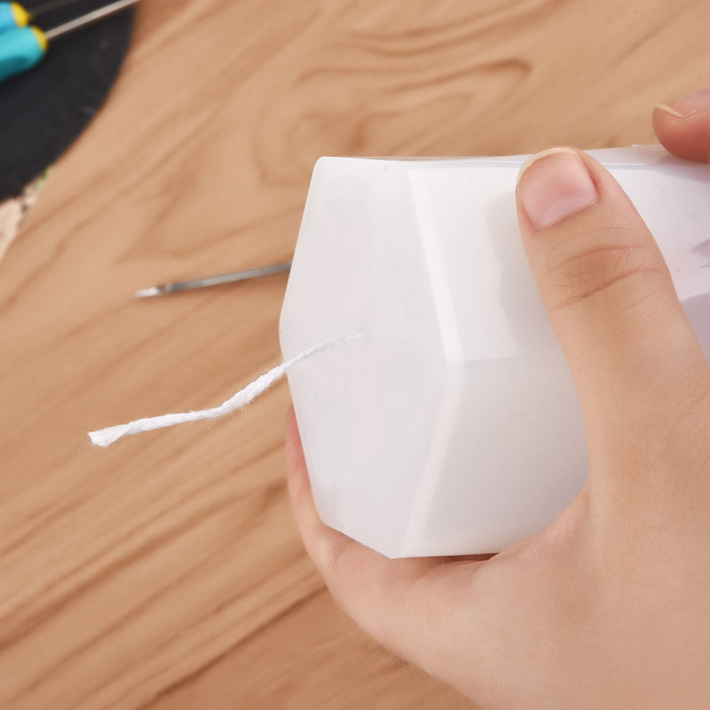 DIY küünla valmistamise tööriist ümmarguse auguga koonuse heegeldatud käsitsi puur silikoonvormi jaoks praktiline vidina stantsimise küünla abitööriist