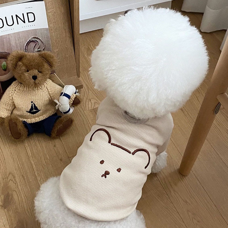 Naminių gyvūnėlių vasaros marškinėliai šunų madingi drabužiai ploni meškiuko megztiniai Pomeranian Bichon Bottom marškinėliai šuniukas namų drabužiai XS-XL