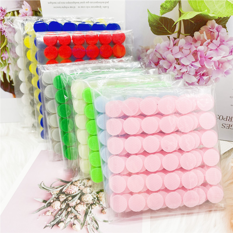 Pont matrica ragasztó ragasztó 10 mm 15 mm pont nylon horog és hurok matrica ragasztó kerek, erős öntapadó rögzítő szalag