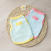 Kontrastingas šachmatų lentelės raštas Naminių gyvūnėlių liemenė Šuo Pavasario Vasaros Drabužiai Maži Šunų Bišonai Meškiukai Drabužiai Mažų Kačių Drabužiai Naminiams gyvūnėliams